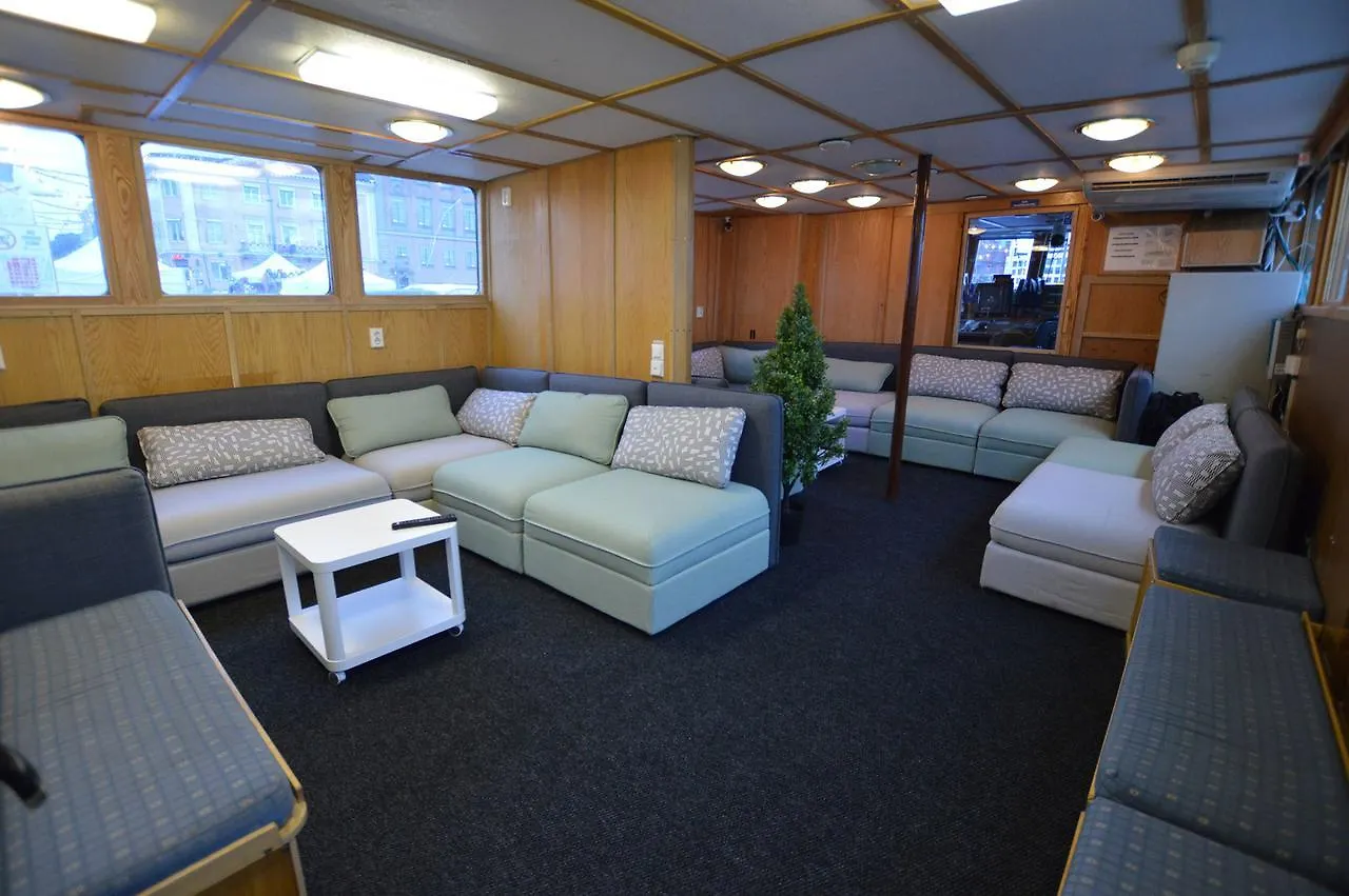 Hotellilaiva Muikku Hotelboat Muikku Helsinki
