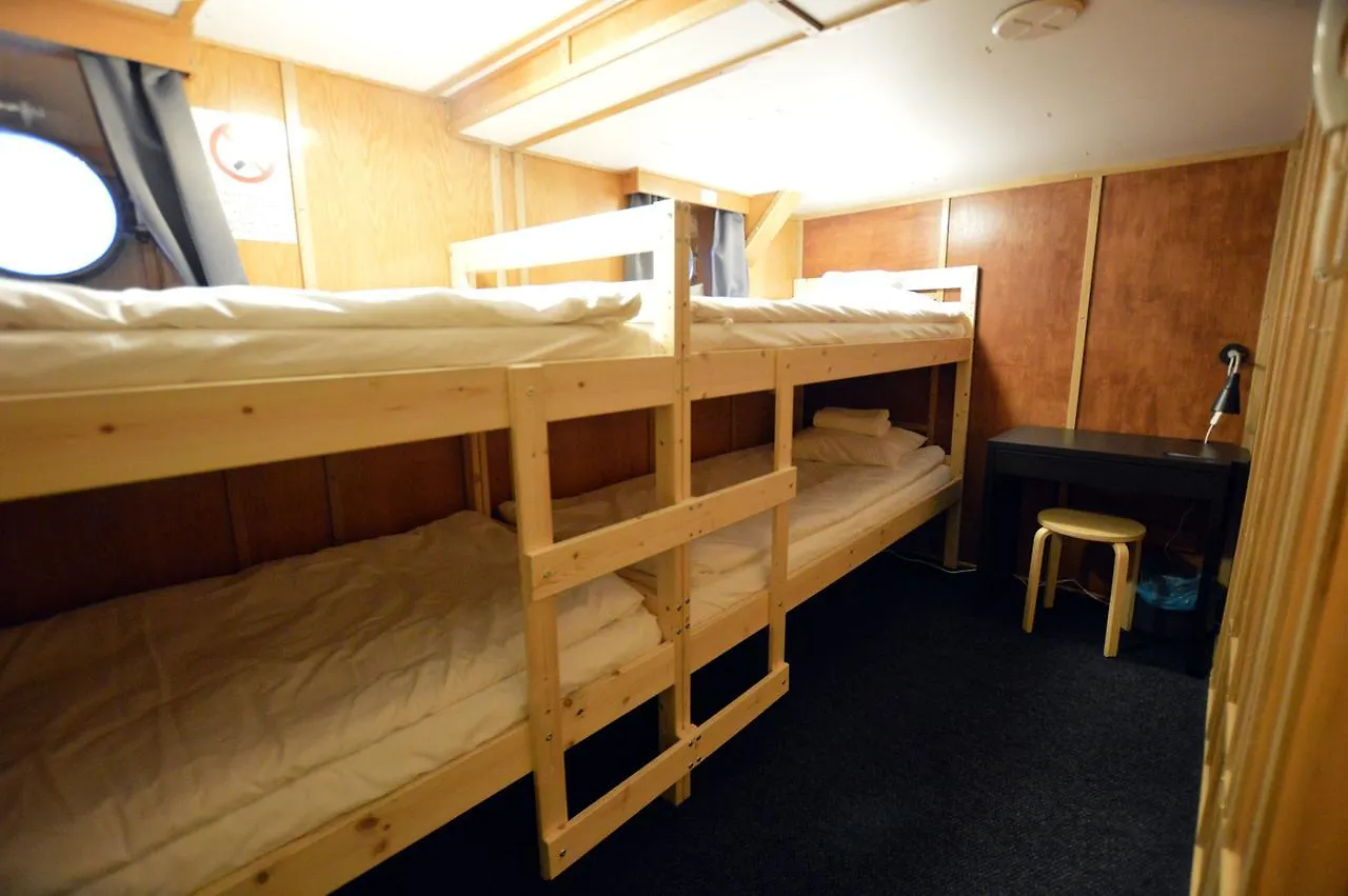 Hotellilaiva Muikku Hotelboat Muikku Helsinki Finland
