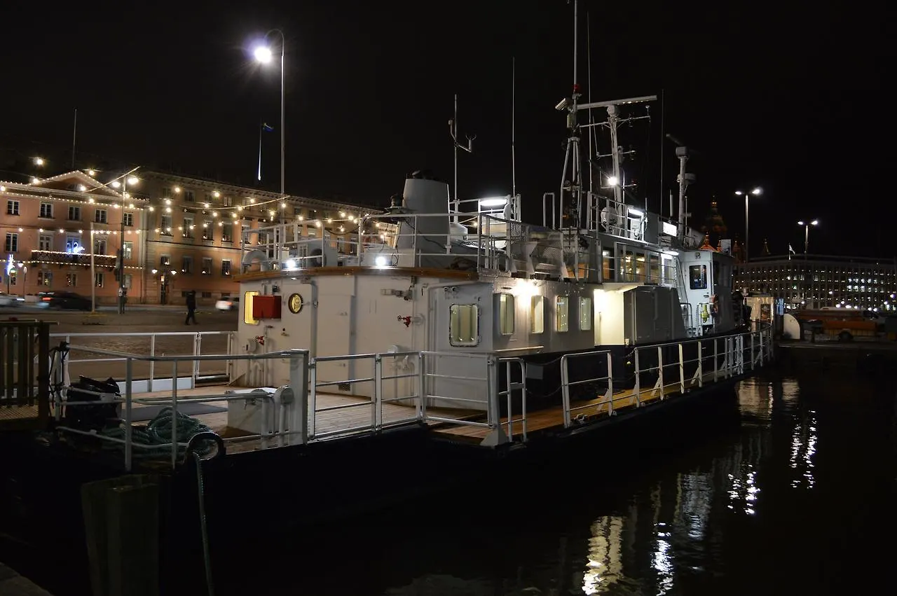 Hotellilaiva Muikku Hotelboat Muikku Helsinki Botel
